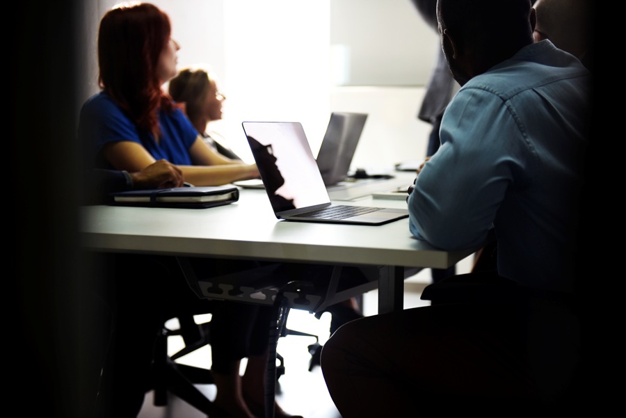 A Análise Qualitativa na Investigação Contextual em Educação