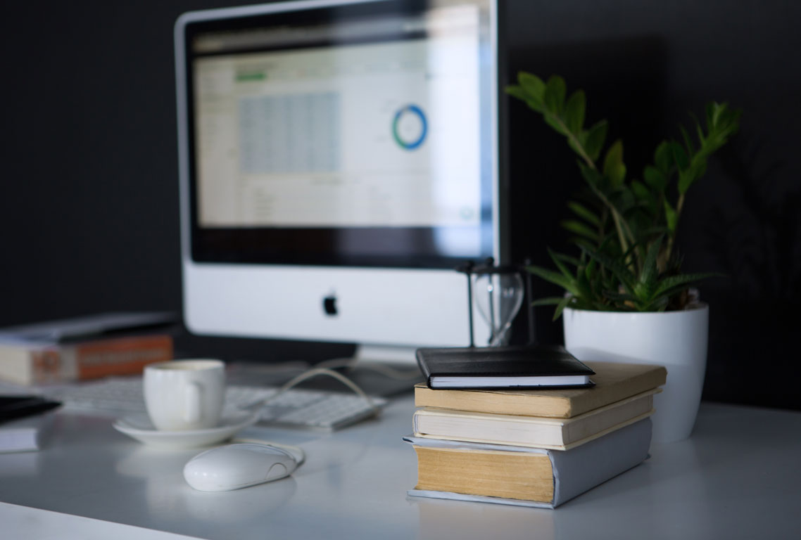 Tipologia de Análise de Dados em Investigação Qualitativa em Educação através de software Tipologia de Análise de Dados em Investigação Qualitativa em Educação através de software